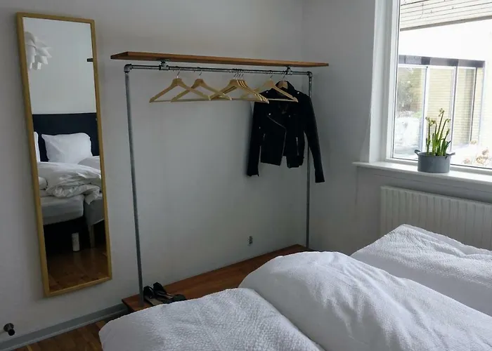 2 Rooms, Private Kitchen, Bathroom, And Garden.