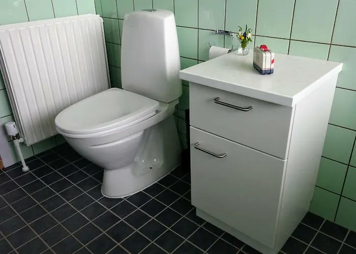 2 Rooms, Private Kitchen, Bathroom, And Garden.