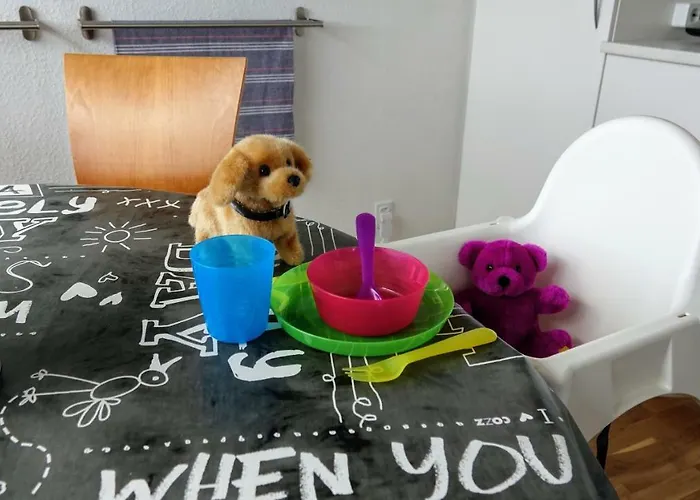 招待所 2 Rooms, Private Kitchen, Bathroom, And Garden.